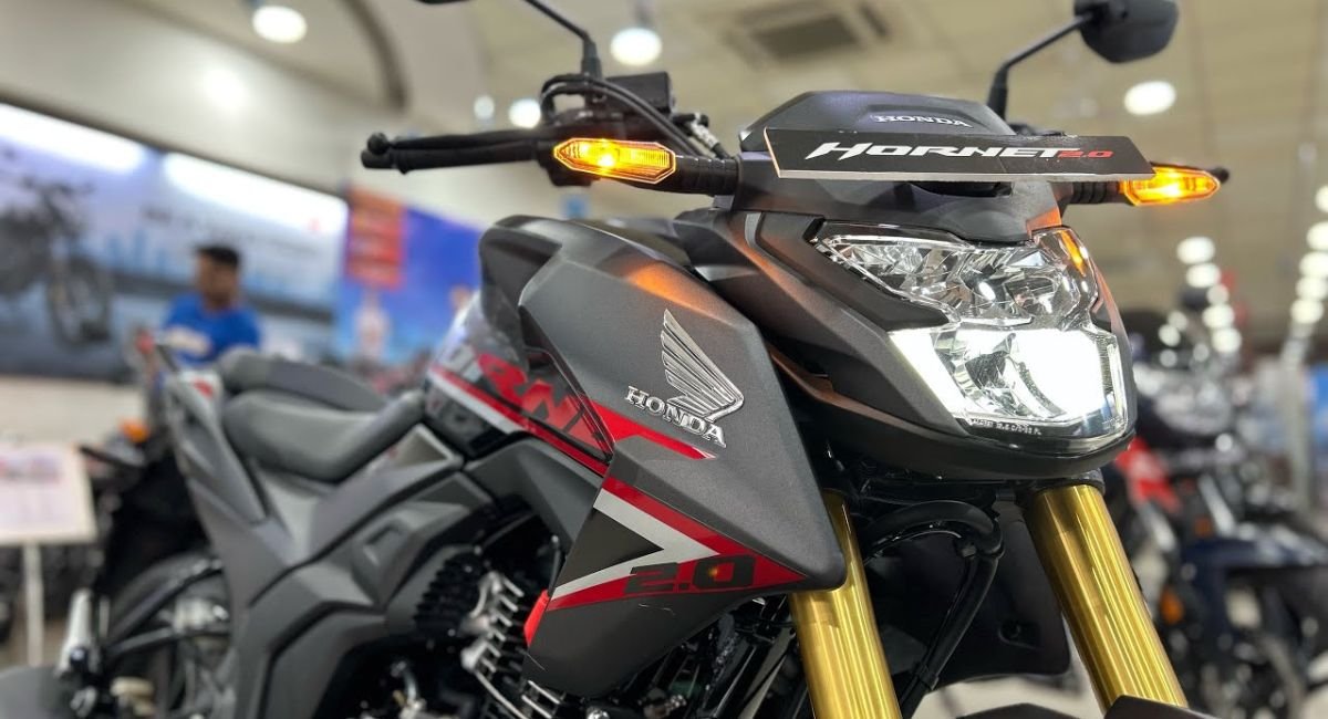 Honda Hornet 2.0 Returns